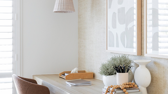 2504 Designer Inclusions (web) Interior 640x360px 3. Paint