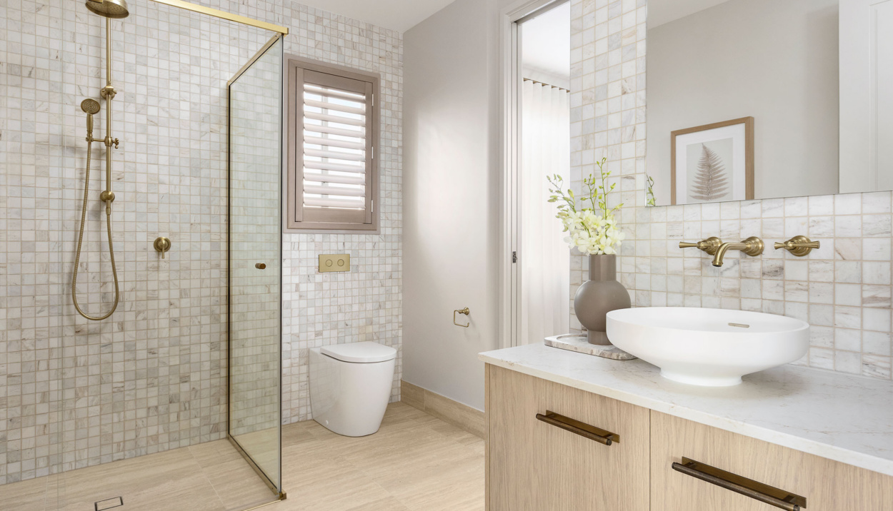 Ashmont 308q (aura) Bathroom