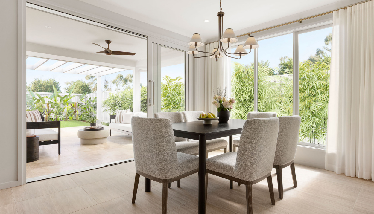 Ashmont 308q (aura) Outdoor Dining