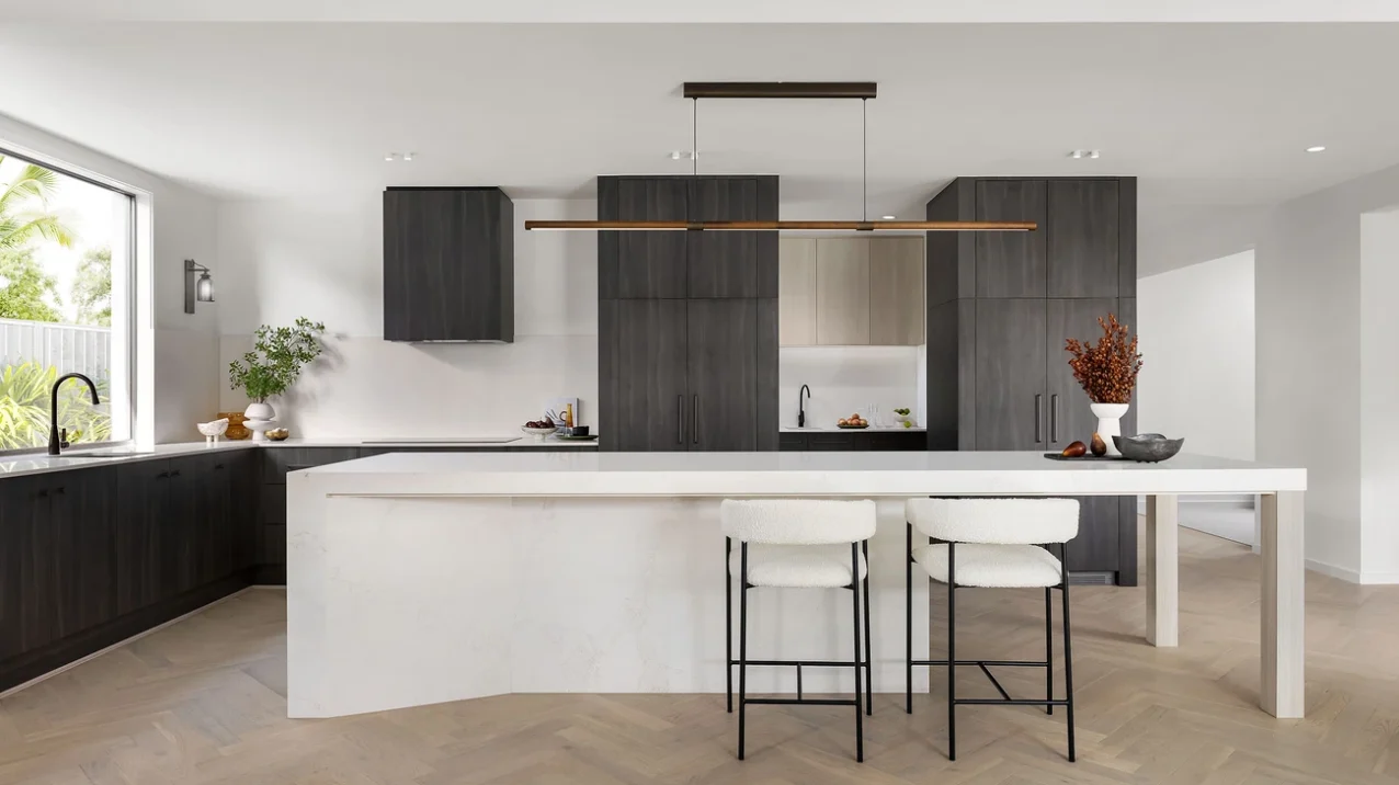 Barcelona 299q (skyridge) Kitchen 1