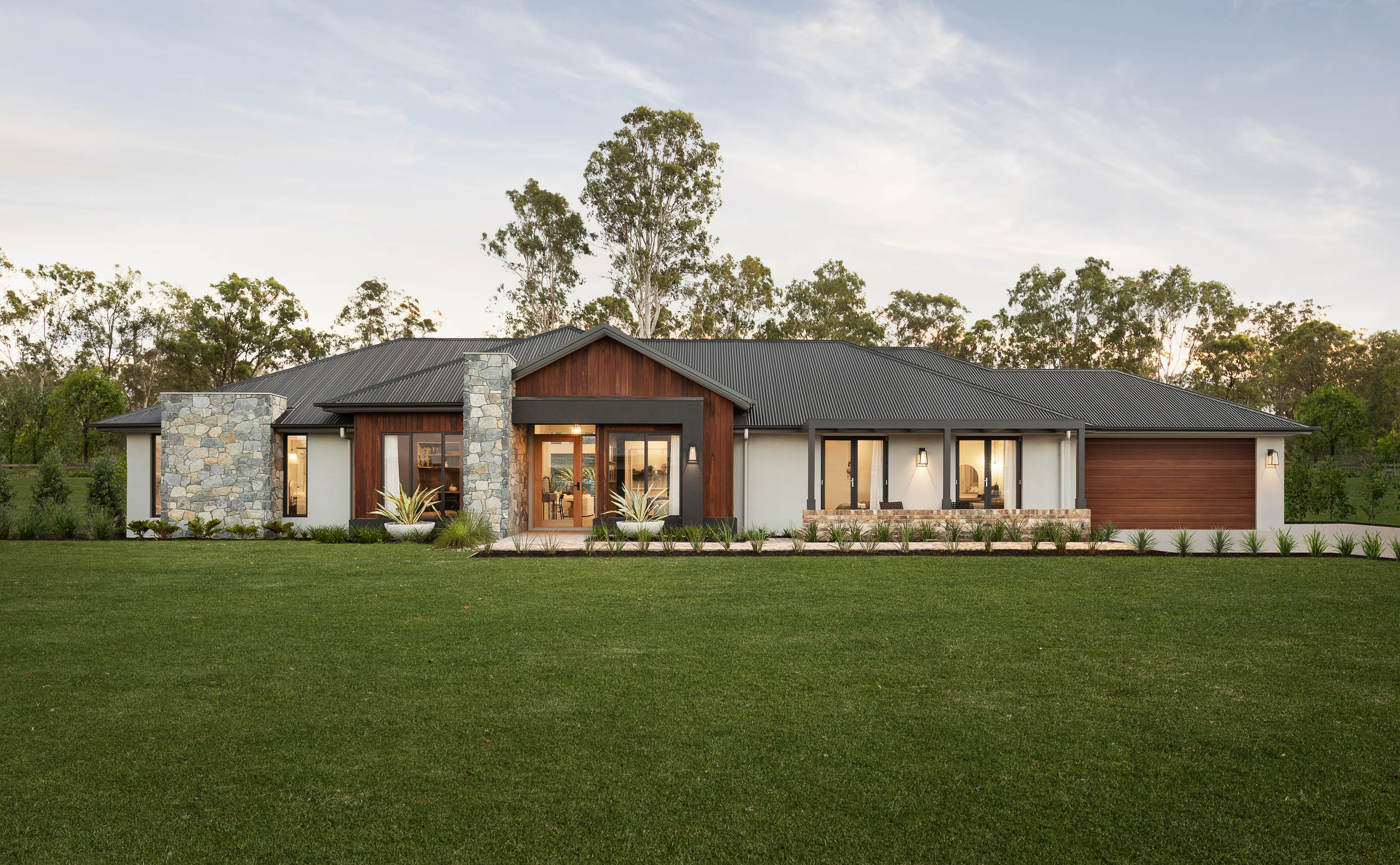 Modern Farmhouse Exterior 