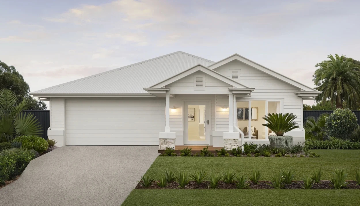 Noosaville 248n (ballina) East Hamptons Facade
