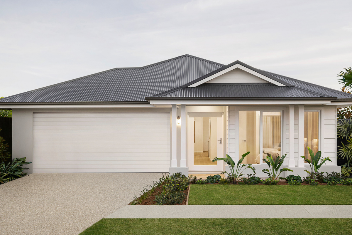 Hamilton Coastal (display) Facade (12.5m)